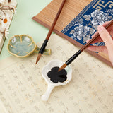 2Pcs 2 Colors Flower Shape Ceramics Ink Plate with Handle, Porcelain Brush Holder, for Calligraphy Lovers, Mixed Color, 7.3x10.5~10.9x2.3~2.4cm, 1pc/color