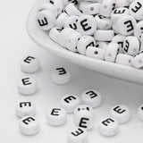 Flat Round with Letter E Acrylic Beads, with Horizontal Hole, White & Black, Size: about 7mm in diameter, 4mm thick, hole: 1mm, 100pcs/Set