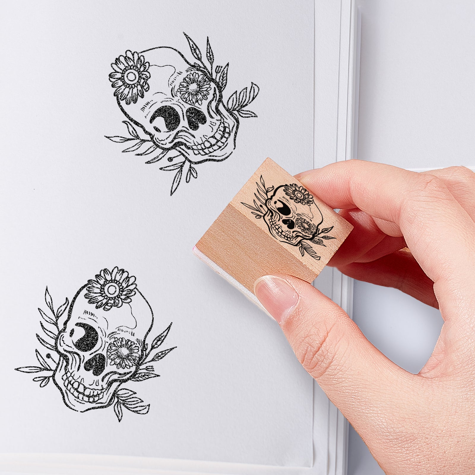 Globleland 1Pc Beechwood Stamps, with 1Pc Resin Stamp Sheet, Square, Scrapbook Accessories, Skull Pattern, 7.5x7.5x2.3cm